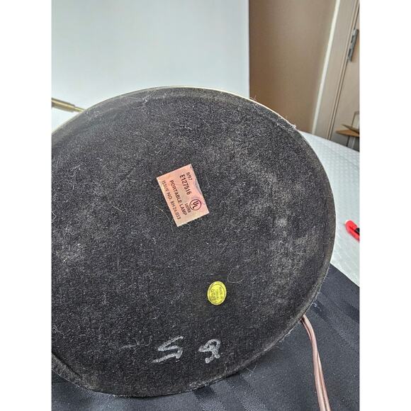 Vintage 1960s Desk Lamp‎ - Timeless Brass, Frosted Glass. - Picture 6 of 8